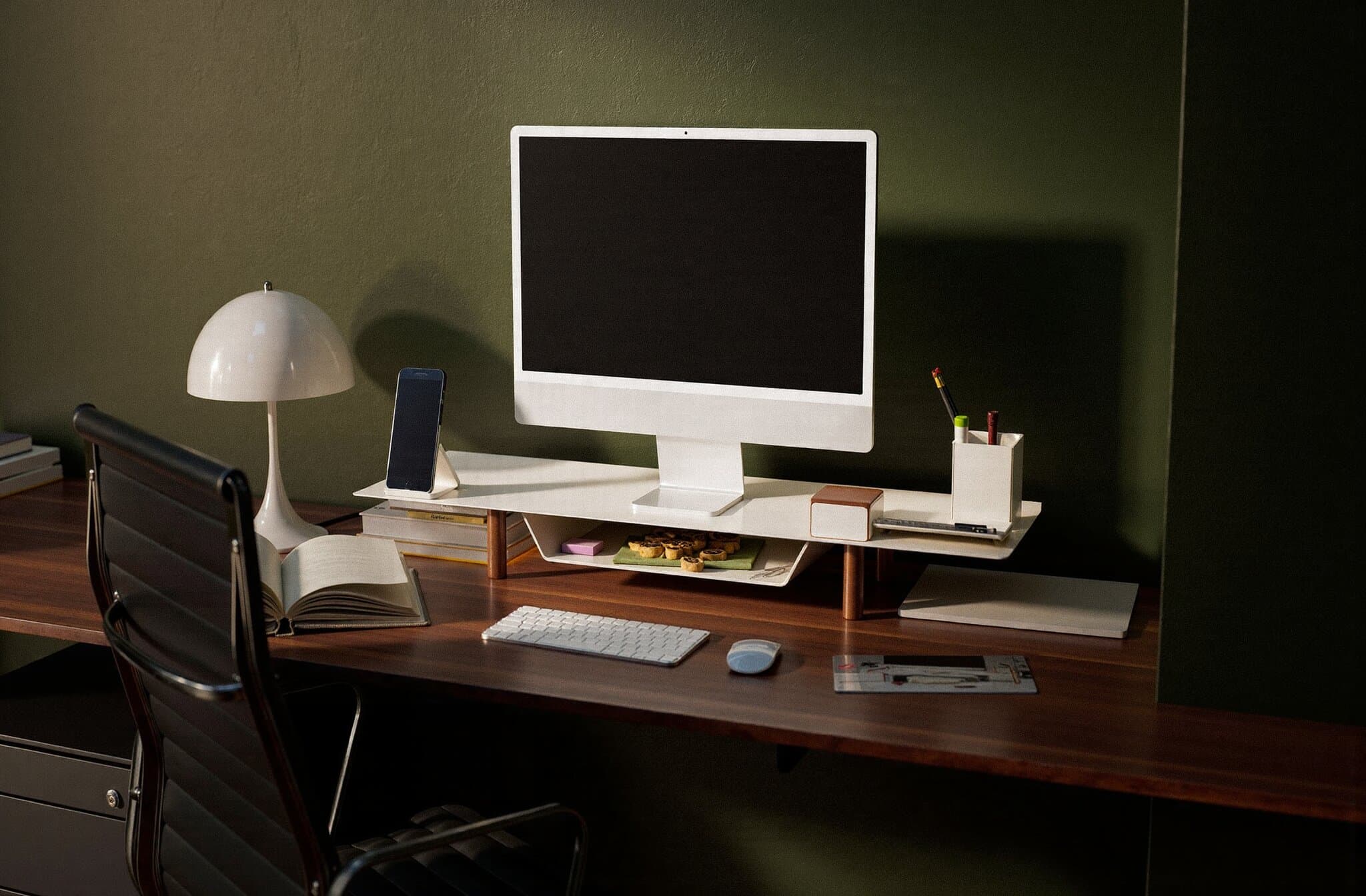 Organized desk setup
